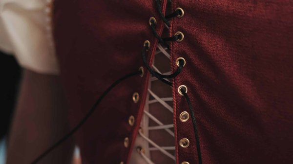 Confort et soutien au quotidien : les secrets d'un dos en pleine santé grâce aux corsets